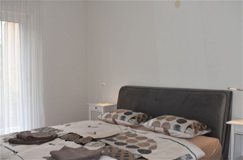 Foto 7 - Apartment mit 2 Schlafzimmern in Locarno mit blick auf die berge