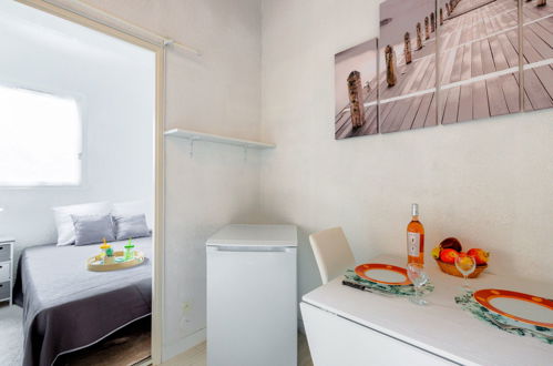 Photo 12 - Appartement de 1 chambre à Agde avec terrasse et vues à la mer