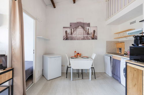 Foto 9 - Apartamento de 1 habitación en Agde con terraza y vistas al mar