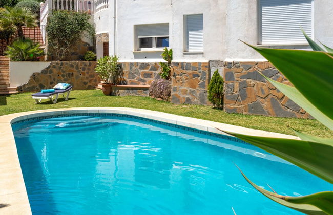 4 bedroom House in Benalmádena with private pool and garden - Photo 20
