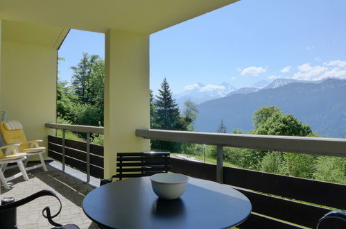 Photo 3 - Appartement de 3 chambres à Beatenberg avec piscine et vues sur la montagne