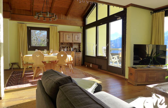 Apartamento de 4 quartos em Beatenberg com piscina e jardim - Foto 1