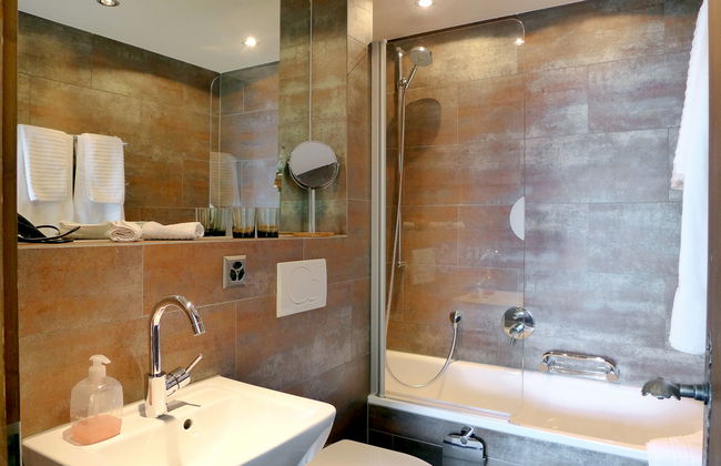 Apartamento de 4 quartos em Beatenberg com piscina e jardim - Foto 16