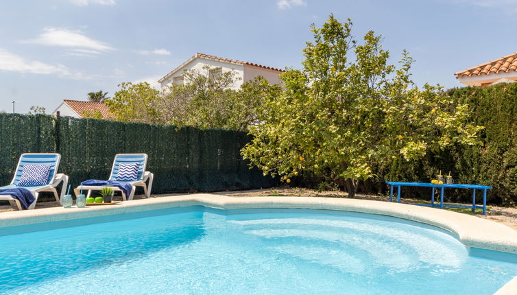 Photo 1 - 4 bedroom House in Deltebre with private pool and sea view