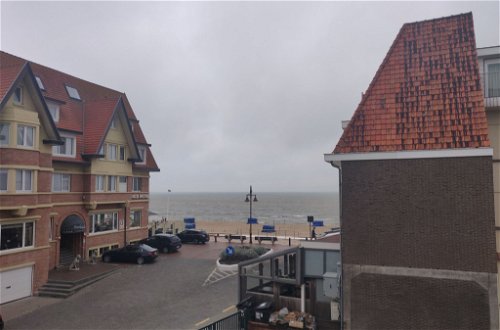 Foto 6 - Apartamento en De Haan con vistas al mar