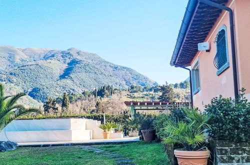 Photo 3 - 3 bedroom House in Camaiore with private pool and garden