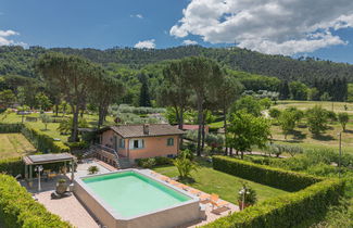 Foto 2 - Haus mit 3 Schlafzimmern in Camaiore mit privater pool und garten
