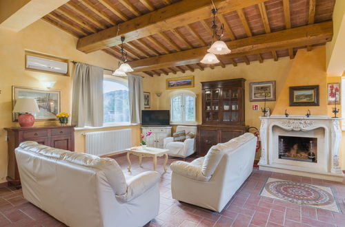 Foto 6 - Haus mit 3 Schlafzimmern in Camaiore mit privater pool und garten