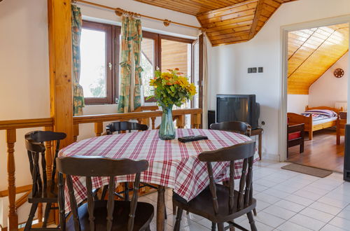Foto 3 - Casa de 5 quartos em Balatonalmádi com jardim