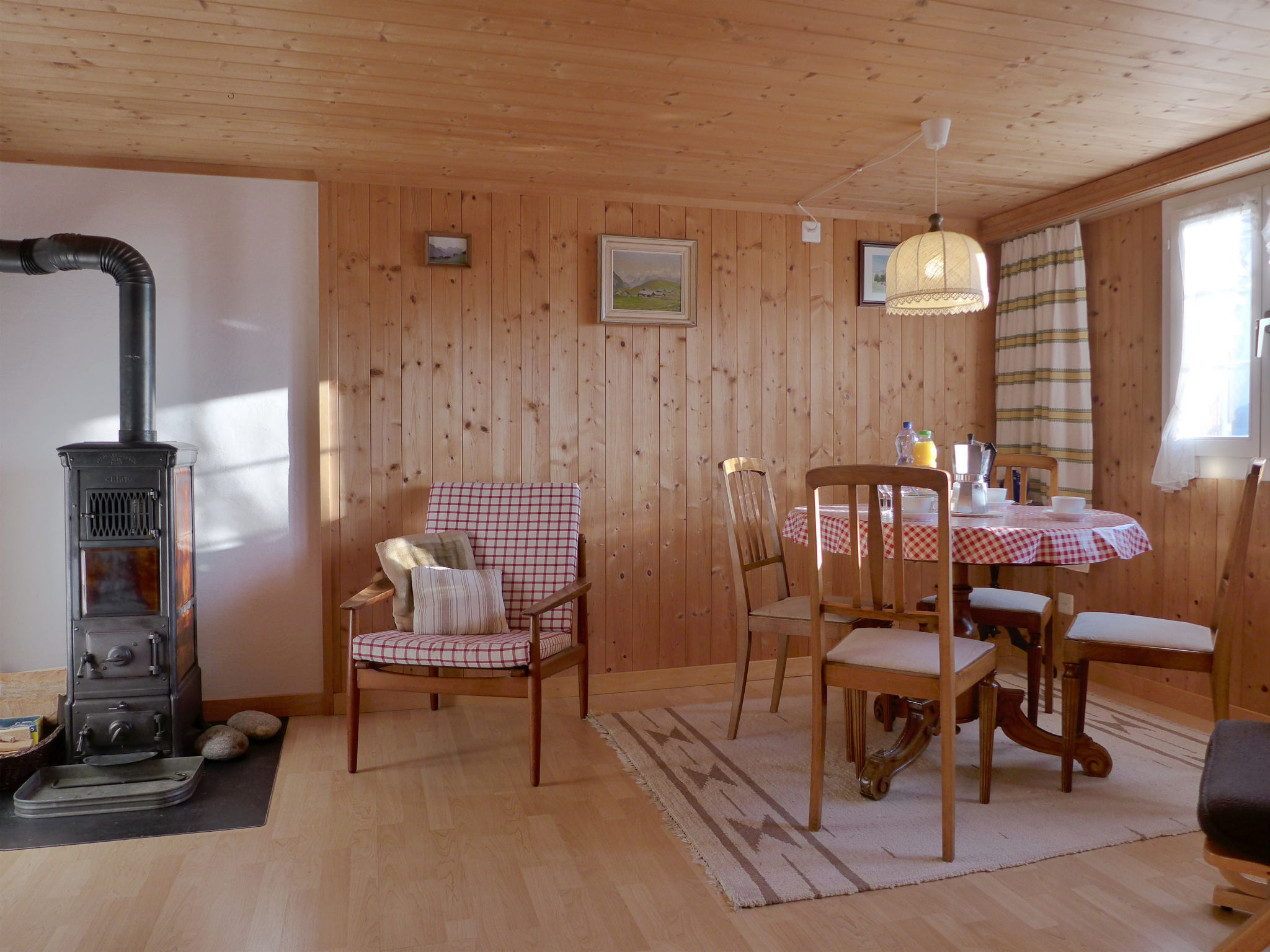 Photo 2 - Maison de 1 chambre à Brienz avec vues sur la montagne