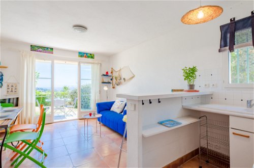 Foto 10 - Apartamento de 2 quartos em Roquebrune-sur-Argens com piscina privada e vistas do mar