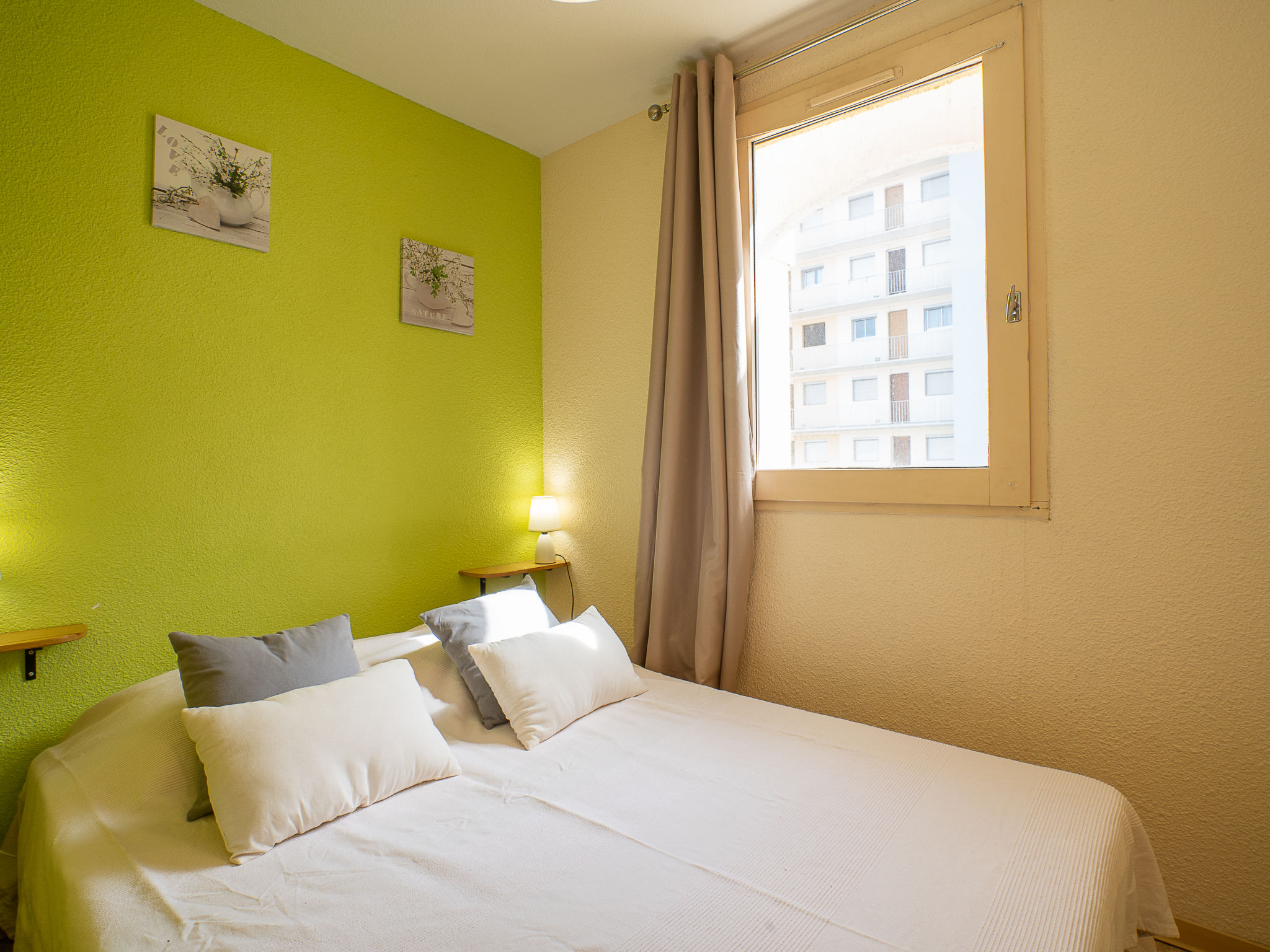 Foto 4 - Appartamento con 1 camera da letto a Saint-Cyprien con vista mare