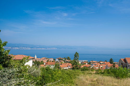 Photo 15 - Apartment in Lovran with garden and sea view