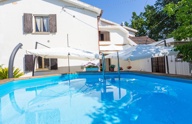 Haus mit 5 Schlafzimmern in Atri mit privater pool und garten - Foto 1