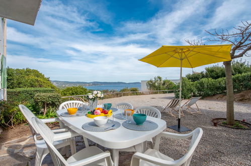 Photo 1 - Appartement de 3 chambres à La Croix-Valmer avec terrasse et vues à la mer