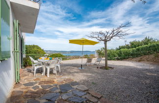 Photo 3 - Appartement de 3 chambres à La Croix-Valmer avec terrasse et vues à la mer