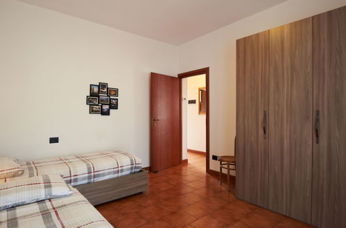 Photo 16 - 2 bedroom Apartment in Dongo with terrace and mountain view