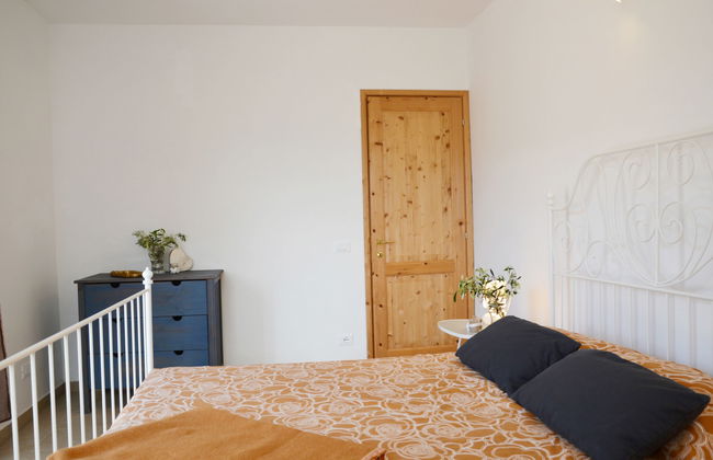 Apartamento de 2 quartos em Prelà com piscina e jardim - Foto 17