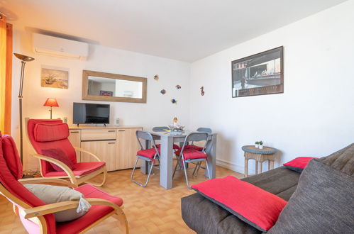 Foto 4 - Appartamento con 2 camere da letto a La Grande-Motte con terrazza e vista mare