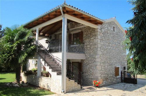 Foto 17 - Casa de 1 habitación en Marčana con piscina y vistas al mar