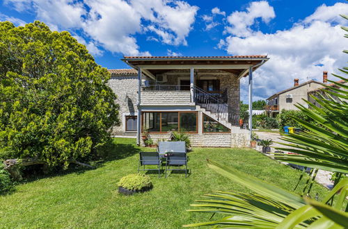 Foto 4 - Haus mit 1 Schlafzimmer in Marčana mit schwimmbad und garten