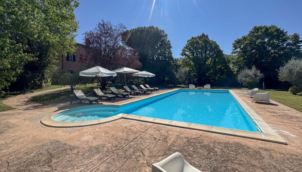 Maison de 6 chambres à Bettona avec piscine privée et jardin - Photo 2