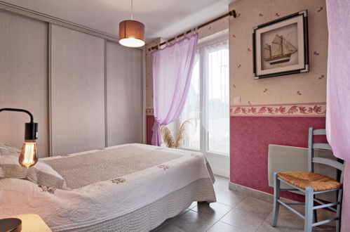 Foto 10 - Casa con 2 camere da letto a Plouhinec con terrazza e vista mare