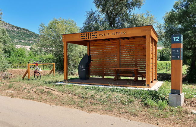 Casa de 7 quartos em Vrgorac com piscina privada e jardim - Foto 35