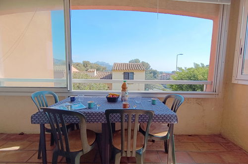 Photo 5 - 1 bedroom Apartment in Saint-Raphaël with swimming pool