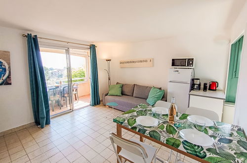 Photo 20 - 1 bedroom Apartment in Saint-Raphaël with swimming pool