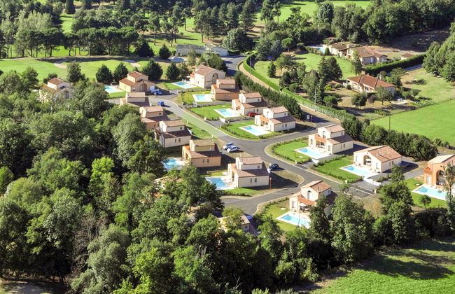 Casa de 4 quartos em Pont-de-Larn com piscina privada e terraço - Foto 14