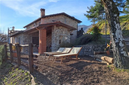 Foto 53 - Casa con 3 camere da letto a Molazzana con piscina e giardino