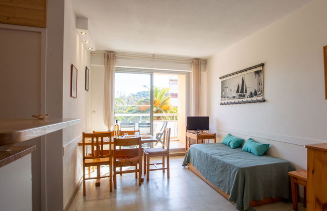 Appartamento con 2 camere da letto a Bormes-les-Mimosas con piscina e giardino - Foto 6