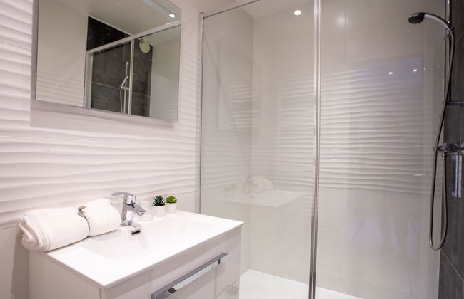 Appartamento con 2 camere da letto a Bormes-les-Mimosas con piscina e giardino - Foto 13