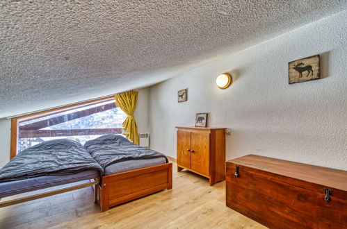Foto 26 - Appartamento con 1 camera da letto a Les Belleville con vista sulle montagne