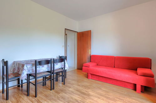 Foto 2 - Apartamento de 1 quarto em Umag com jardim e terraço