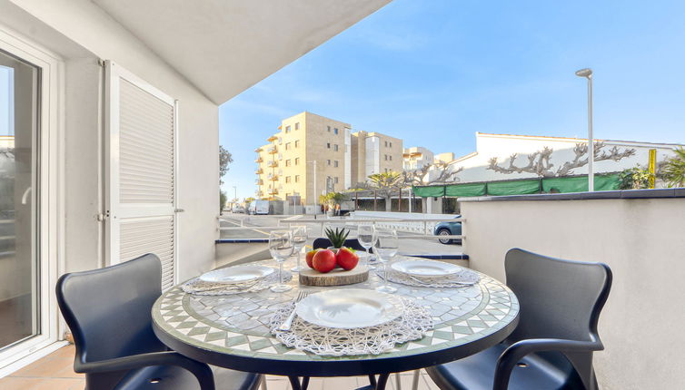 Photo 1 - 2 bedroom Apartment in Roses with garden and terrace