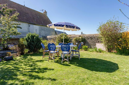 Foto 3 - Casa de 3 habitaciones en Longues-sur-Mer con jardín y vistas al mar