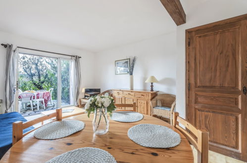 Photo 4 - Maison de 2 chambres à Cavalaire-sur-Mer avec piscine et terrasse