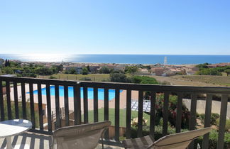 Photo 2 - Appartement de 1 chambre à Fleury avec piscine et vues à la mer