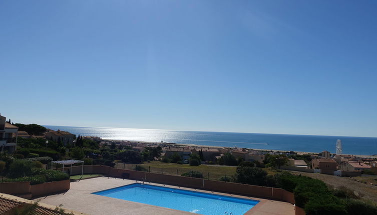 Photo 1 - Appartement de 1 chambre à Fleury avec piscine et vues à la mer