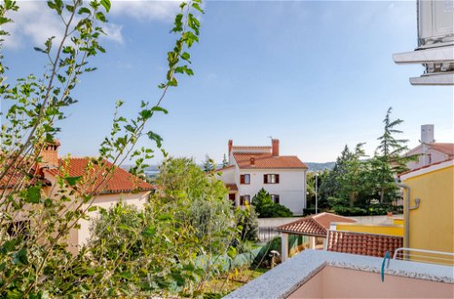 Photo 9 - Appartement de 1 chambre à Ližnjan avec jardin et terrasse