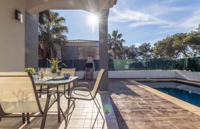 Casa de 4 quartos em Deltebre com piscina privada e jardim - Foto 24