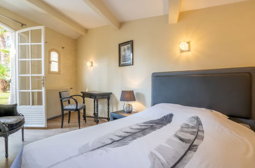 Foto 31 - Casa con 5 camere da letto a Fréjus con piscina privata e vista mare