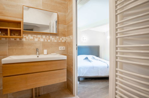 Foto 32 - Casa con 5 camere da letto a Fréjus con piscina privata e vista mare