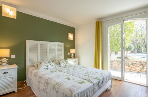 Foto 34 - Casa con 5 camere da letto a Fréjus con piscina privata e vista mare