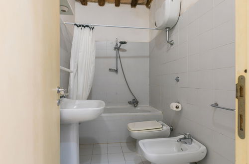 Photo 38 - 2 bedroom Apartment in Poggibonsi with swimming pool and garden