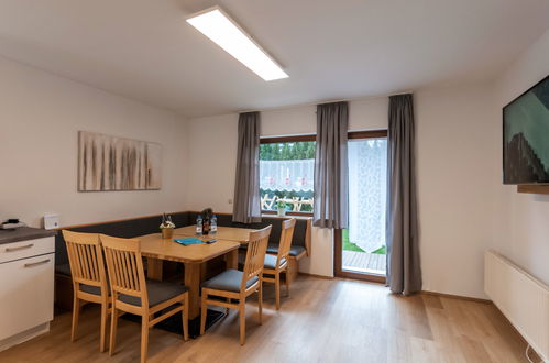 Photo 3 - 3 bedroom Apartment in Zell am See with terrace and mountain view