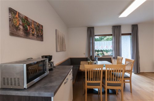 Photo 11 - 3 bedroom Apartment in Zell am See with terrace and mountain view