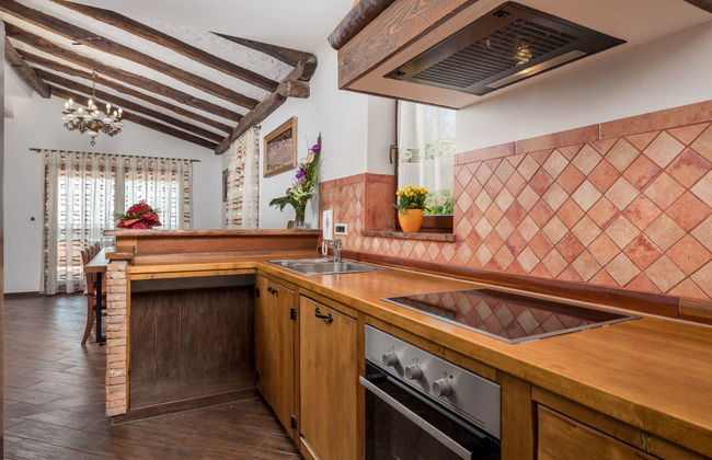 Casa de 7 quartos em Kastav com piscina privada e jardim - Foto 7